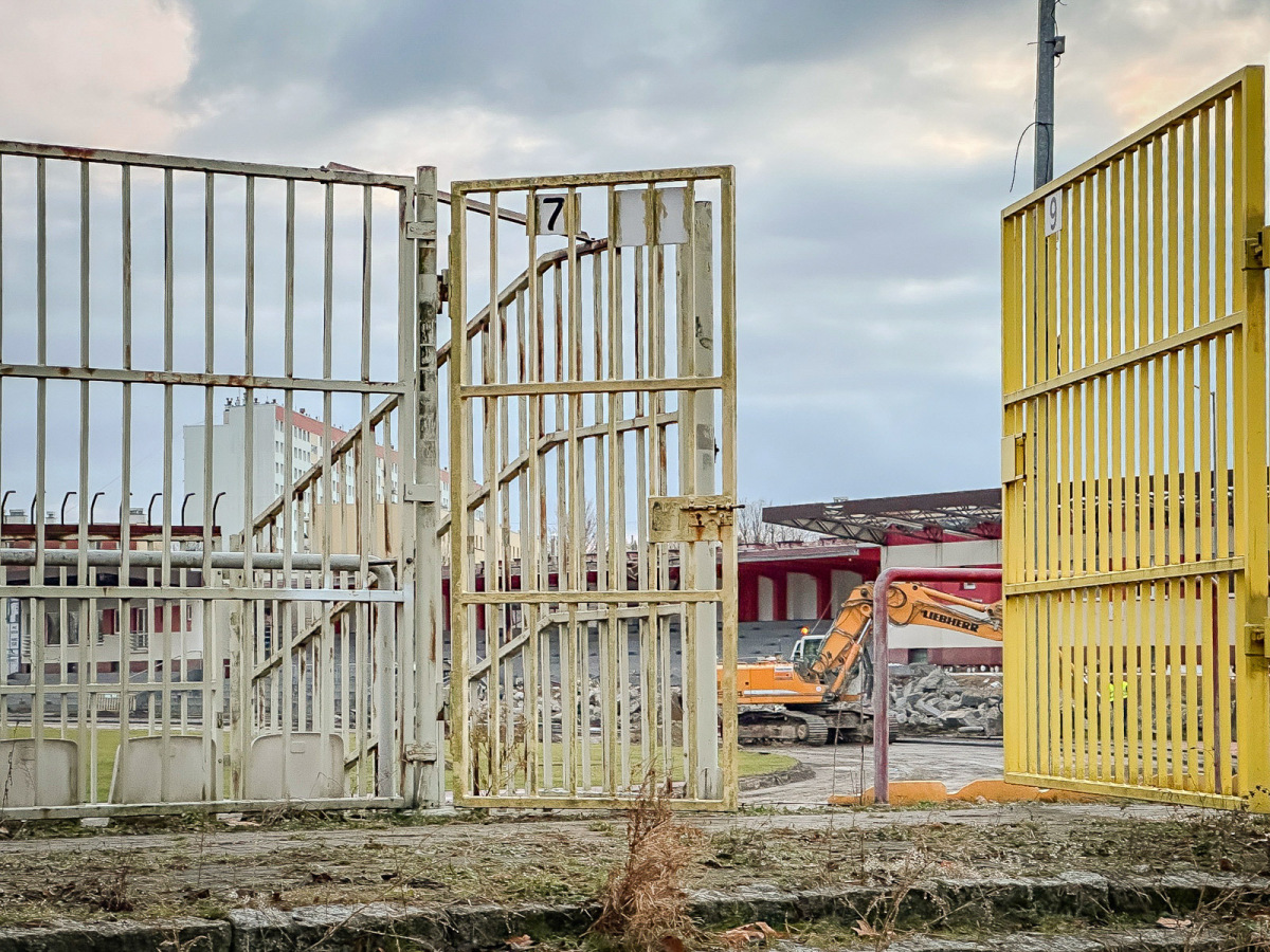 Rzeszów - Prace rozbiórkowe na stadionie Resovii przy ul. Wyspiańskiego