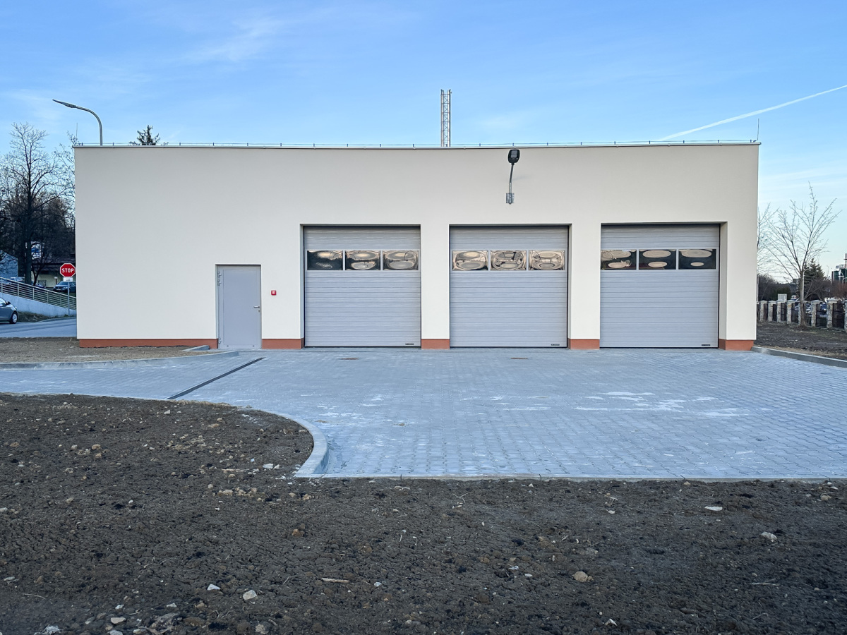 Rzeszów - Nowy parking dwupoziomowy przy szpitalu MSWiA w Rzeszowie