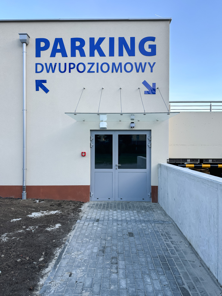 Rzeszów - Nowy parking dwupoziomowy przy szpitalu MSWiA w Rzeszowie
