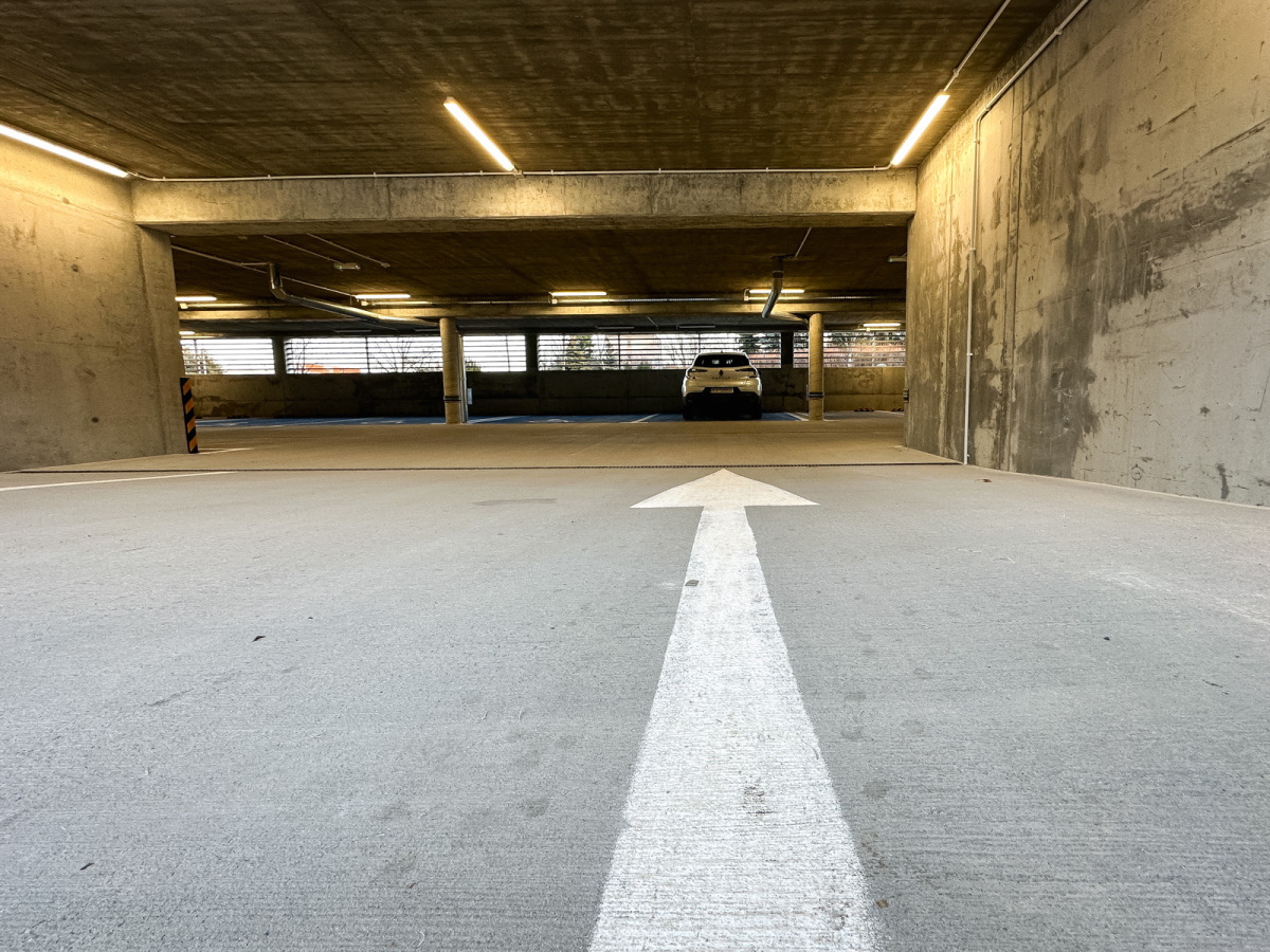 Rzeszów - Nowy parking dwupoziomowy przy szpitalu MSWiA w Rzeszowie