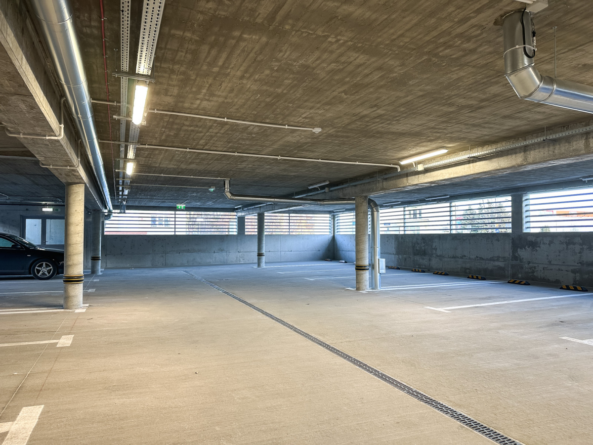 Rzeszów - Nowy parking dwupoziomowy przy szpitalu MSWiA w Rzeszowie