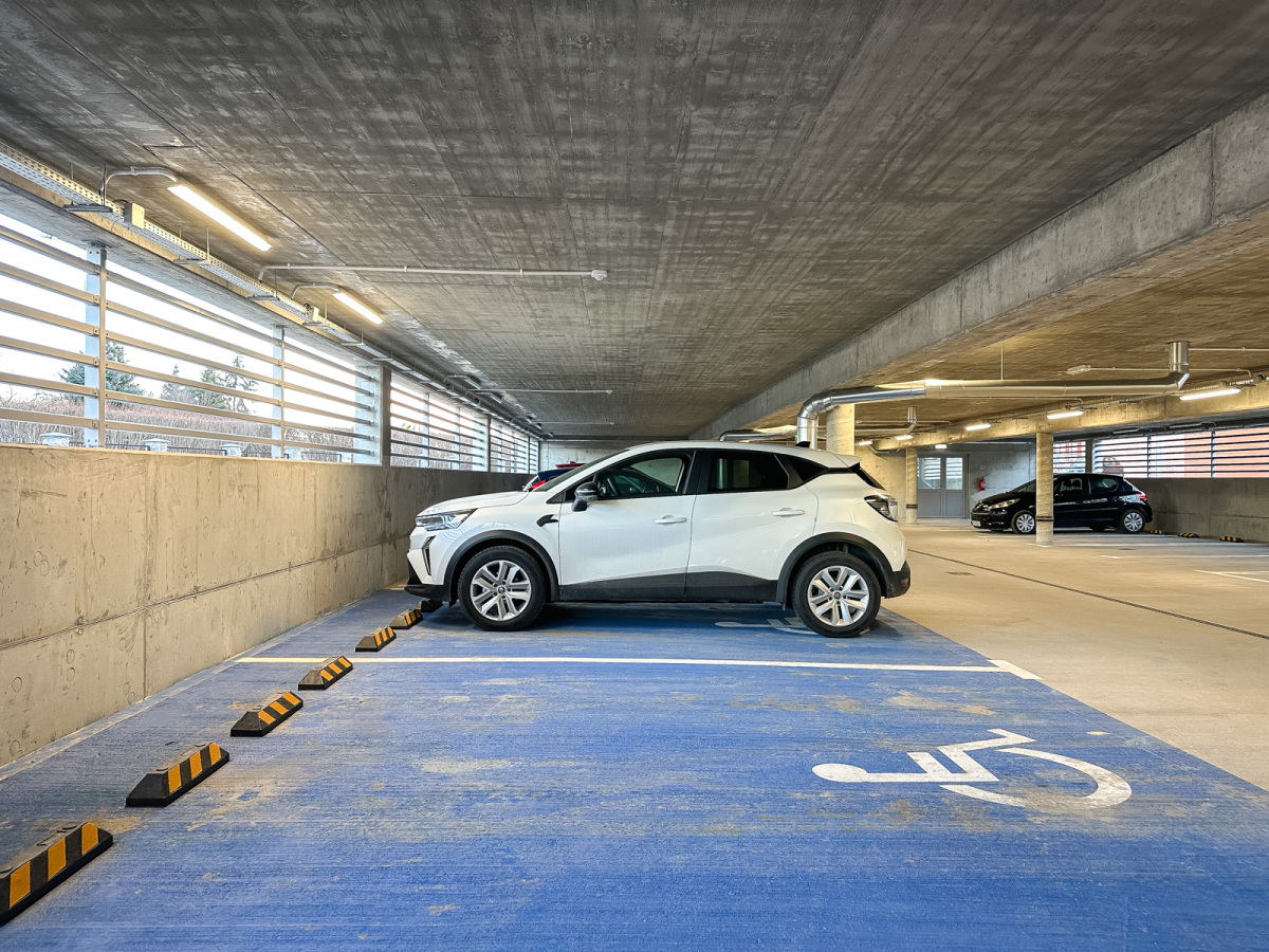 Rzeszów - Nowy parking dwupoziomowy przy szpitalu MSWiA w Rzeszowie