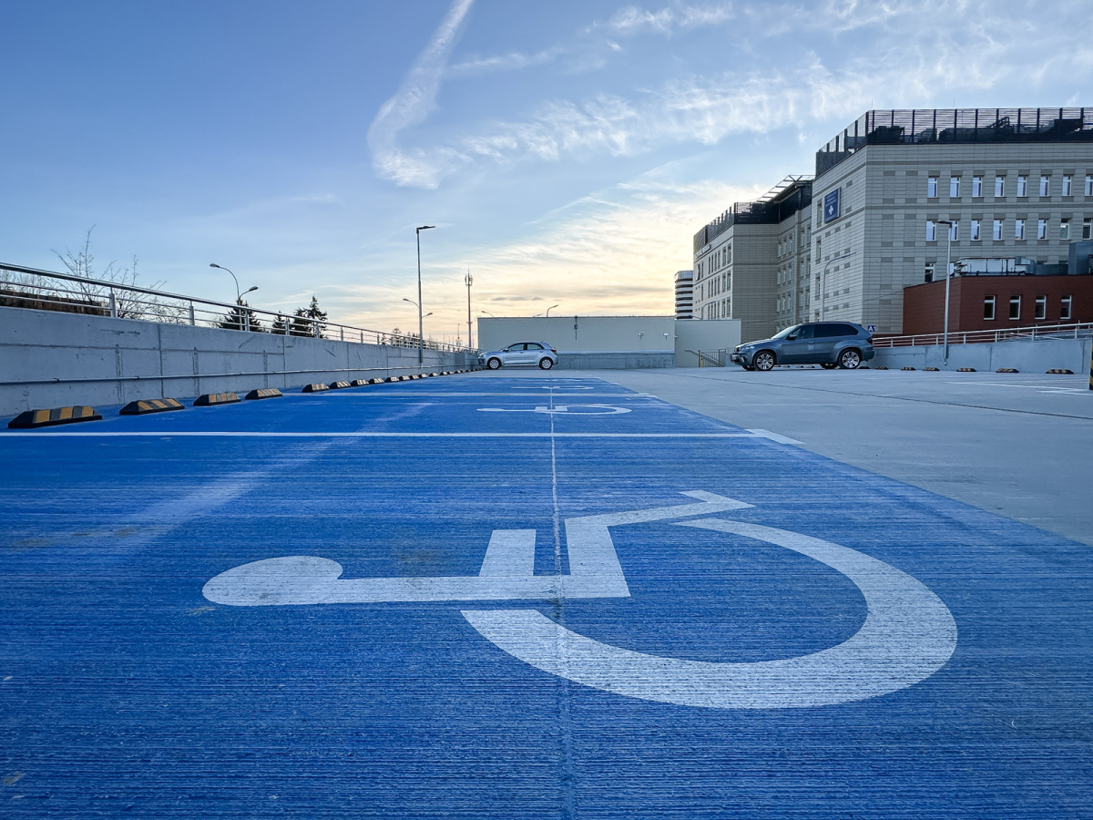 Rzeszów - Nowy parking dwupoziomowy przy szpitalu MSWiA w Rzeszowie
