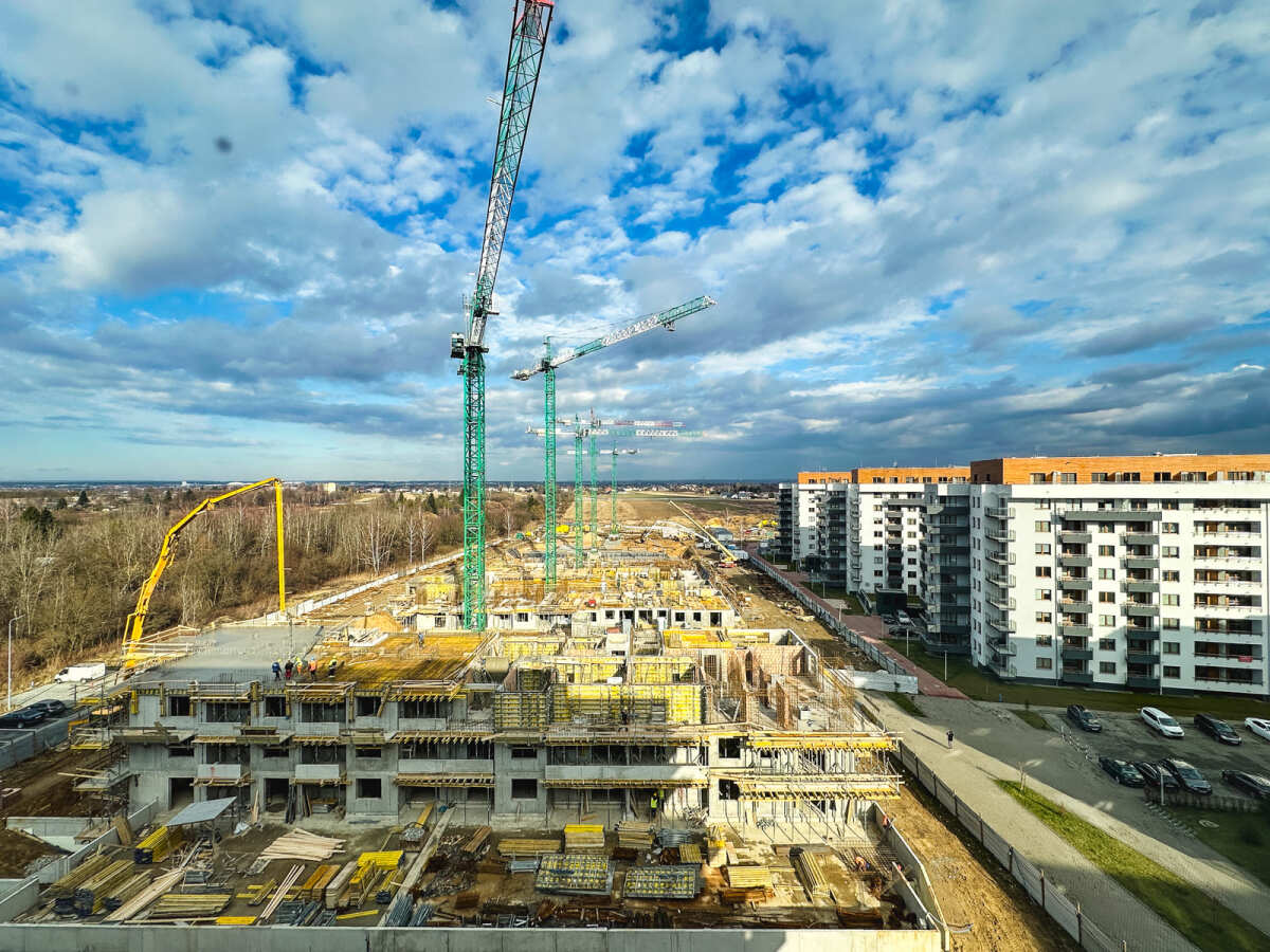 Rzeszów - IV etap budowy osiedla Bella Dolina na ul. Lubelskiej [styczeń 2025]