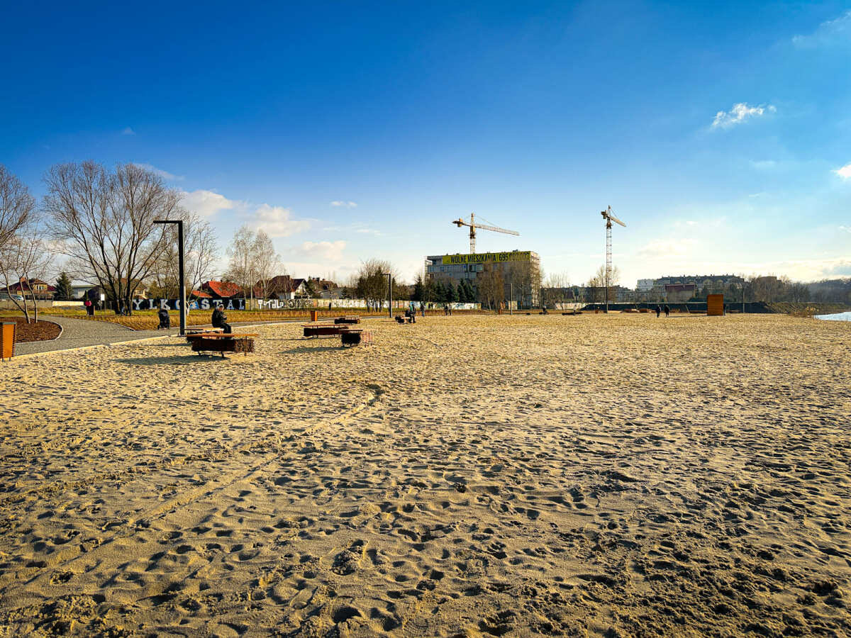 Rzeszów - Słoneczna niedziela na miejskiej plaży