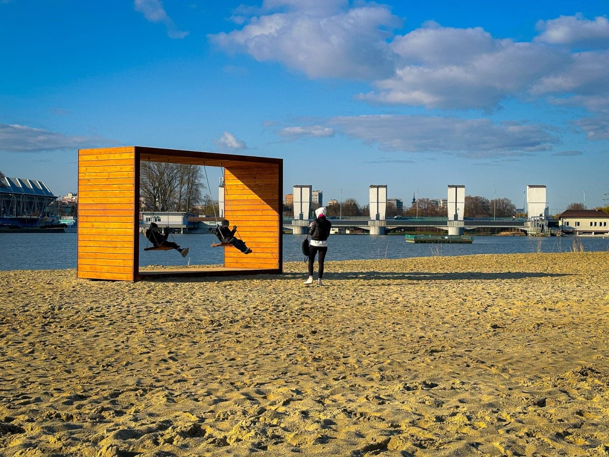 Rzeszów - Słoneczna niedziela na miejskiej plaży