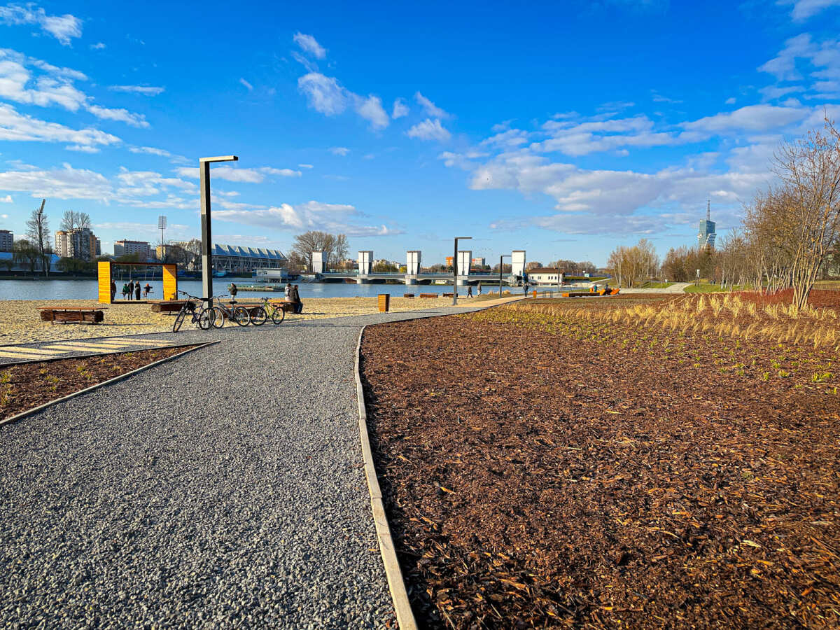 Rzeszów - Słoneczna niedziela na miejskiej plaży