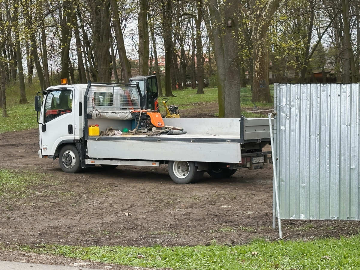 Rzeszów - Rewitalizacja parku na osiedlu Słocina [kwiecień 2025]