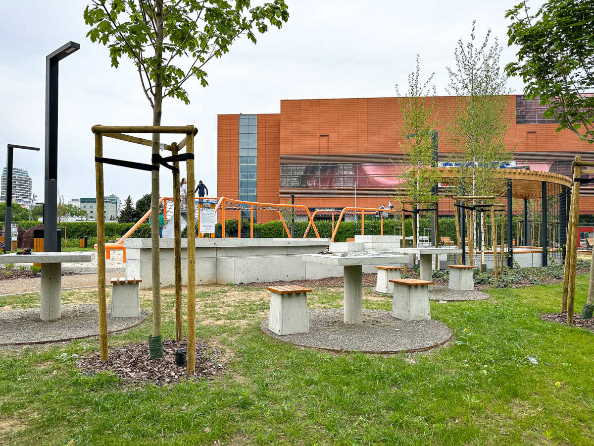 Rzeszów - Nowy ogród kieszonkowy na osiedlu Nowe Miasto