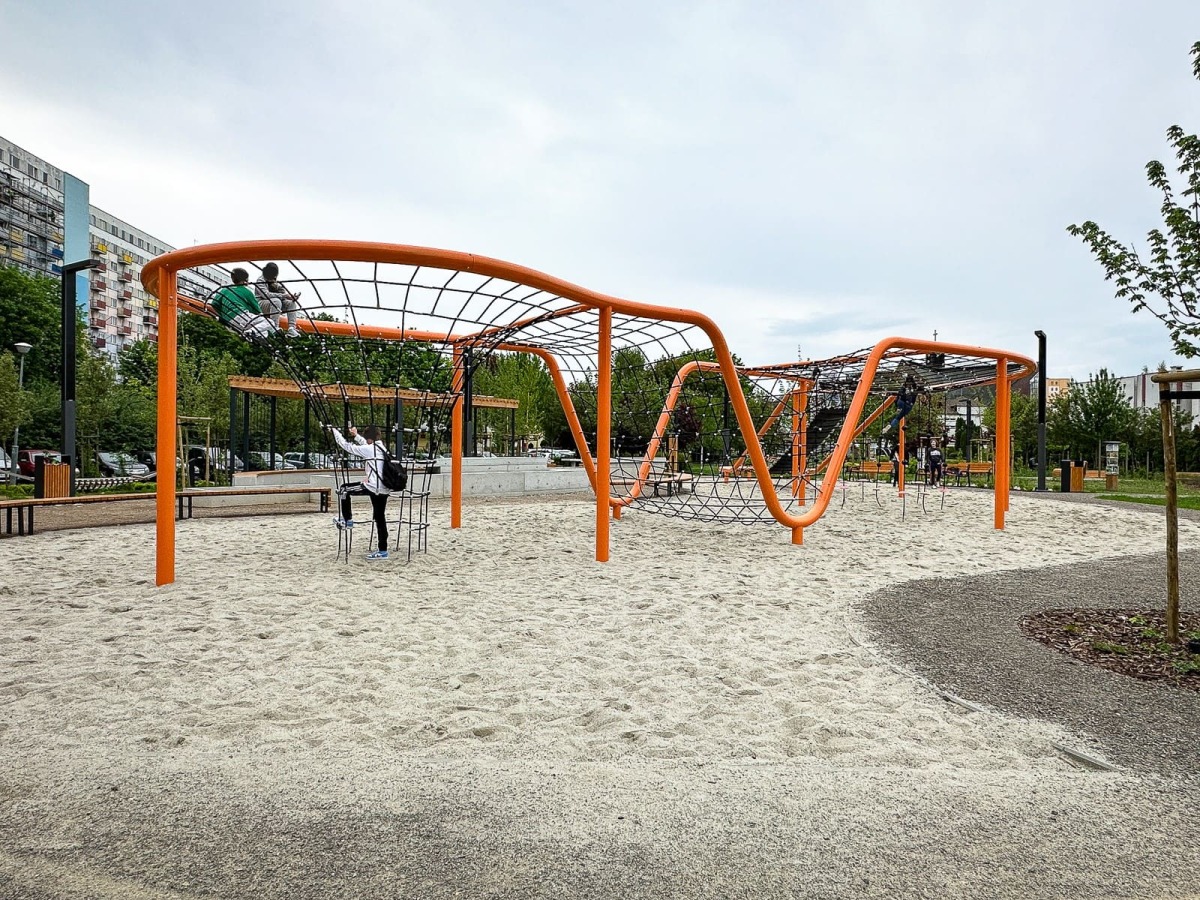 Rzeszów - Nowy ogród kieszonkowy na osiedlu Nowe Miasto