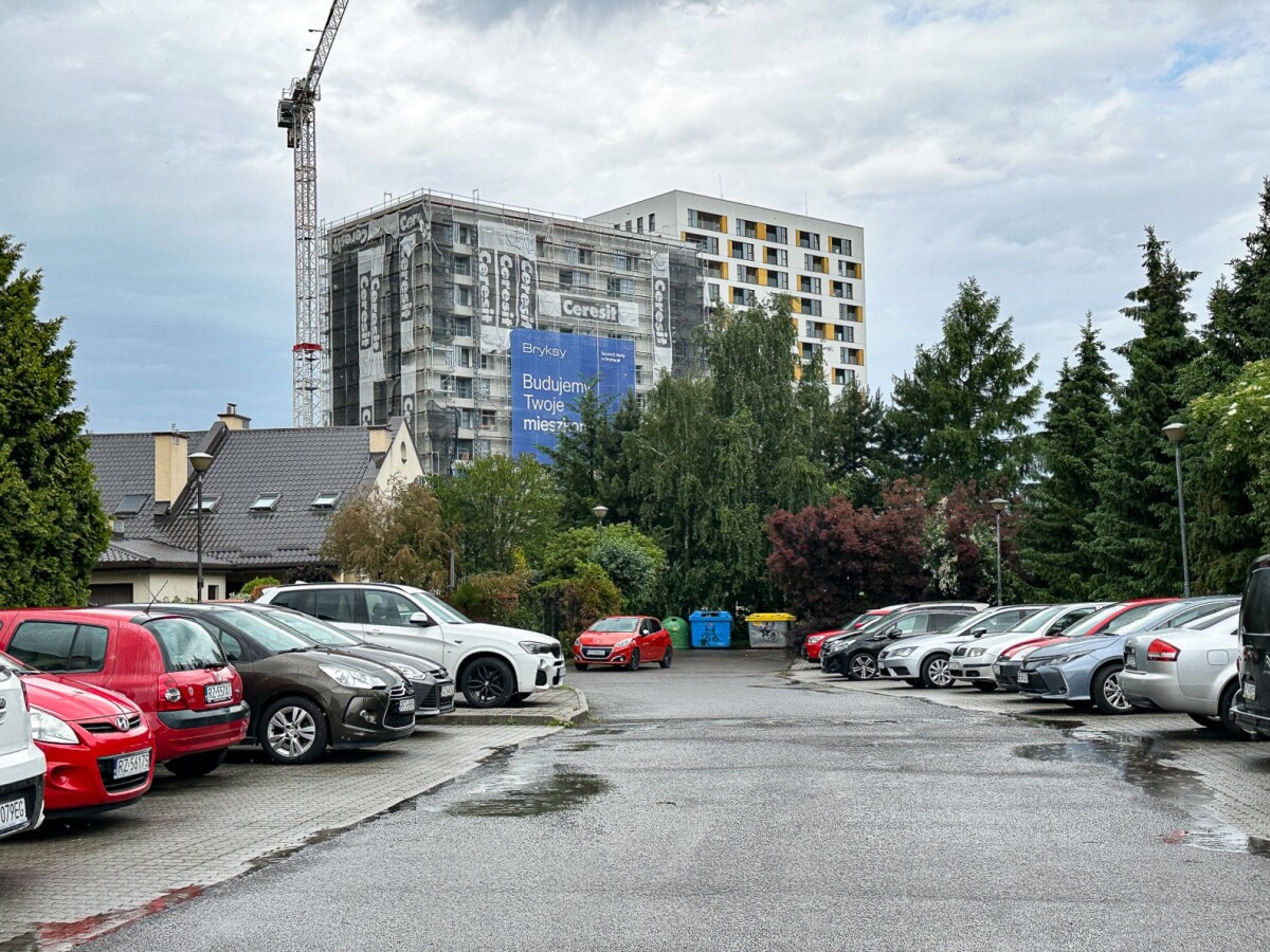 Rzeszów - II etap budowy kompleksu KrakoVska w Rzeszowie [czerwiec 2025]