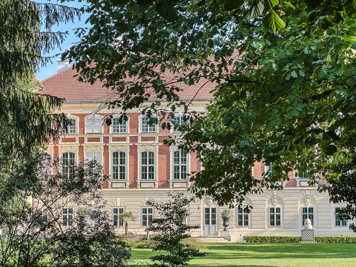 Rzeszów - Spacer po parku łańcuckiego Zamku
