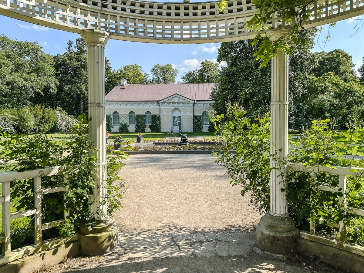 Rzeszów - Spacer po parku łańcuckiego Zamku
