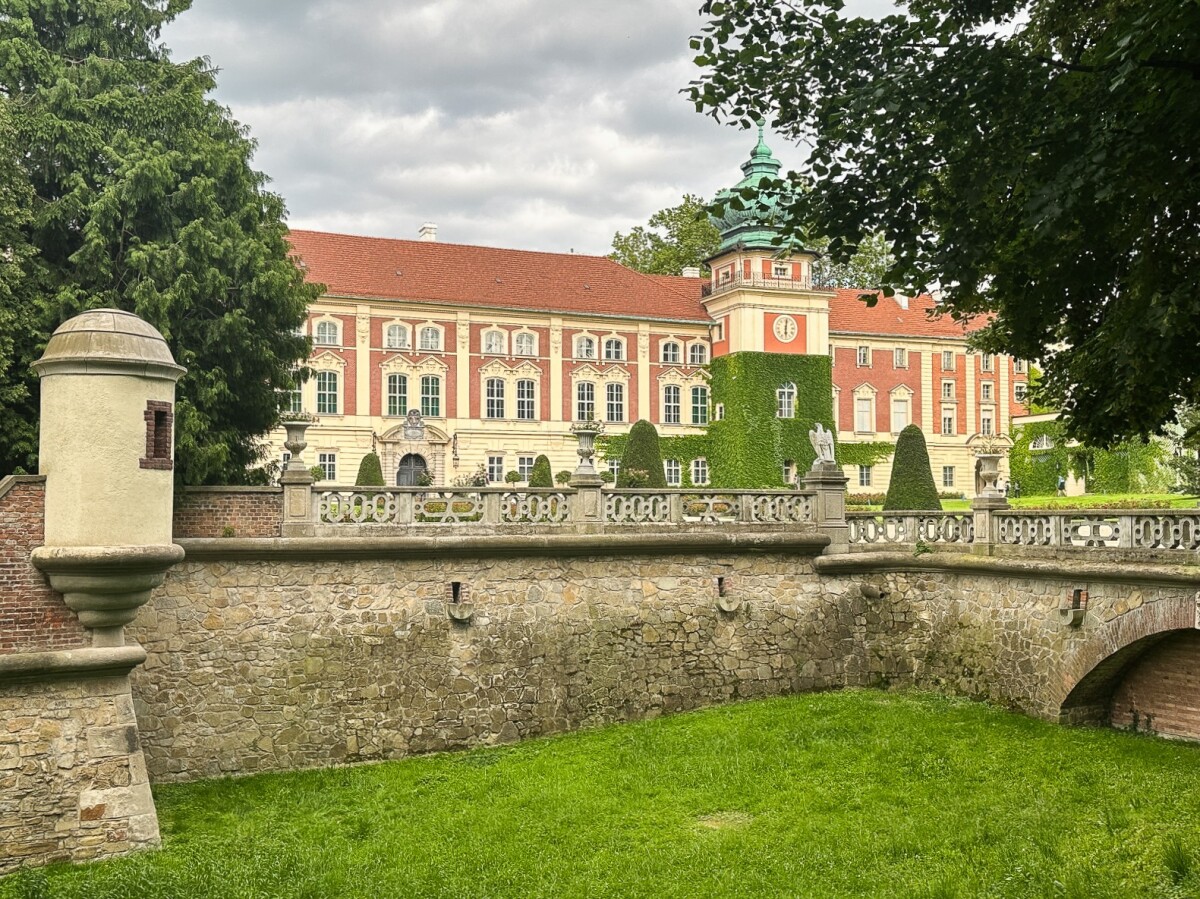 Rzeszów - Spacer po parku łańcuckiego Zamku