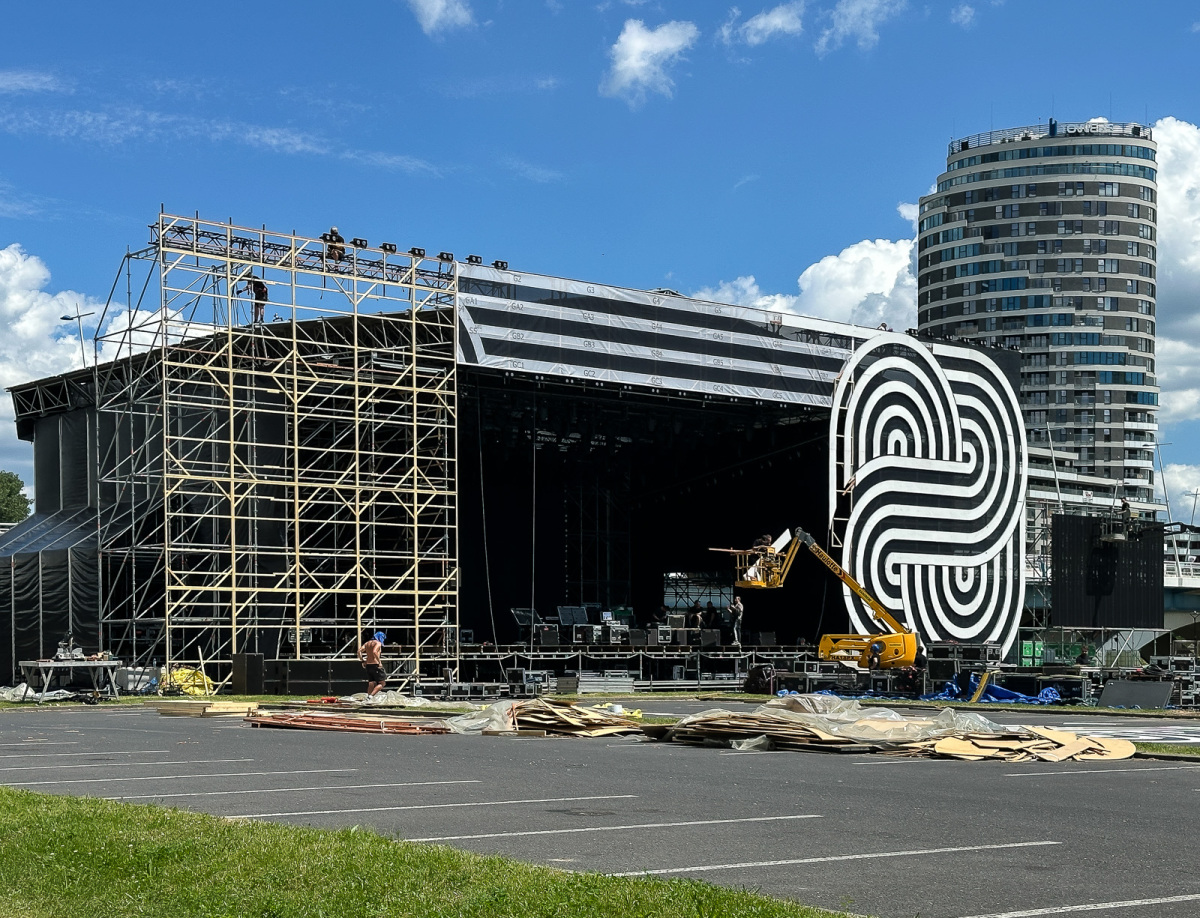 Rzeszów - Budowa sceny Koncertu Głównego ESK 2025