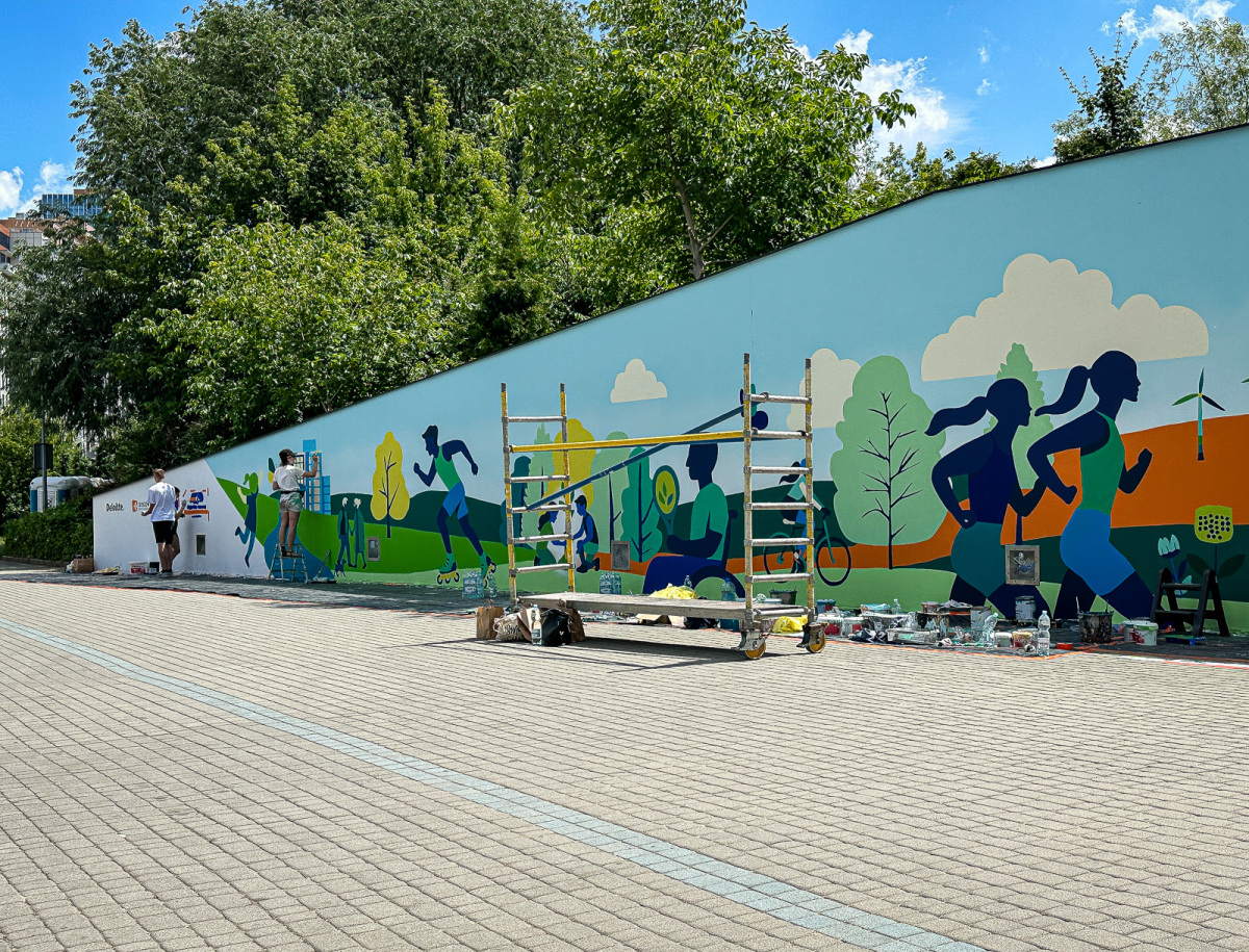 Rzeszów - Tworzenie nowego muralu przy hali Podpromie w Rzeszowie [25.06.2025]