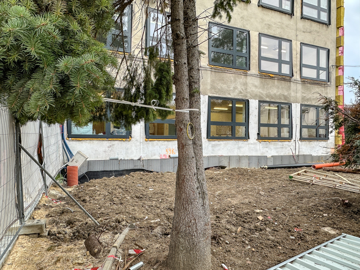 Rzeszów - Rozbudowa Szkoły Podstawowej nr 21 przy ul. Miodowej [Październik 2025]