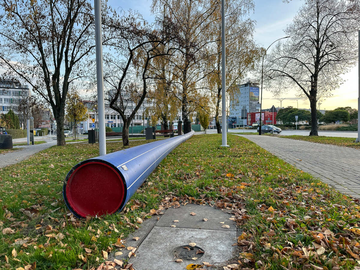 Rzeszów - Przygotowywanie terenu pod budowę biurowca Corner Point [listopad 2025]