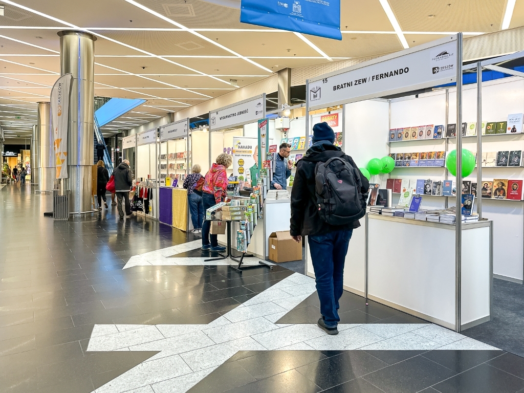 Rzeszów - Świąteczne Targi Książki 2025 w Rzeszowie