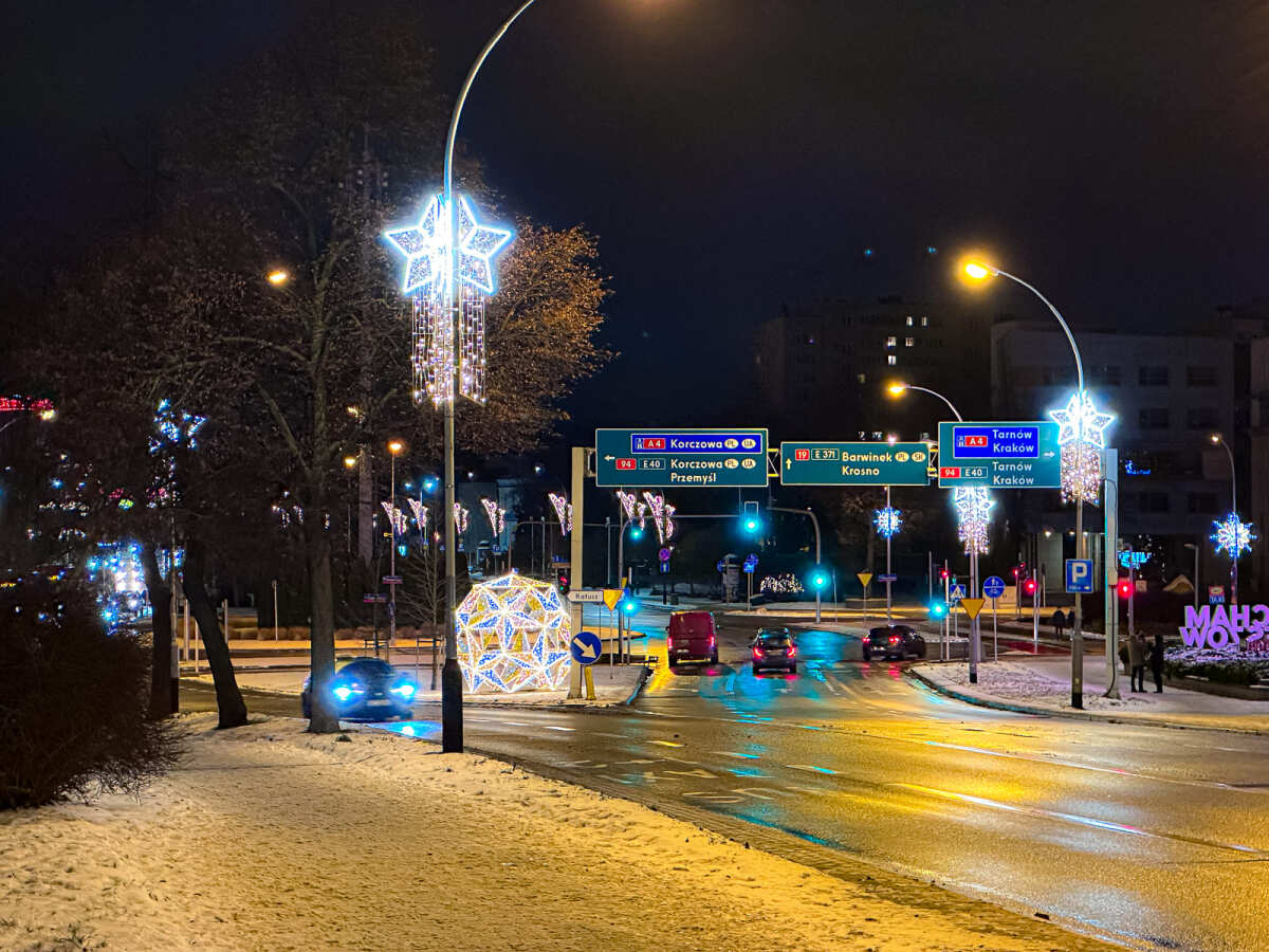 Rzeszów - Świąteczne oświetlenie Rzeszowa w sezonie 2025 / 2026