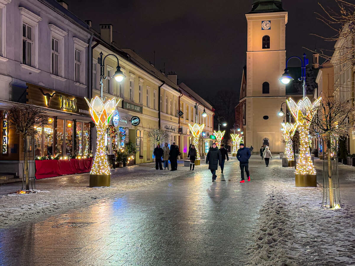Rzeszów - Świąteczne oświetlenie Rzeszowa w sezonie 2025 / 2026