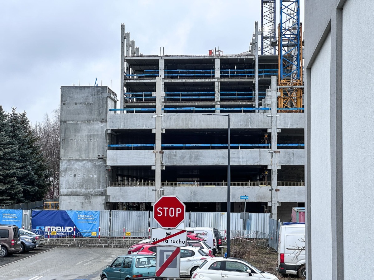 Rzeszów - Budowa piętrowego parkingu i lądowiska przy KSW nr 2 w Rzeszowie [luty 2026]