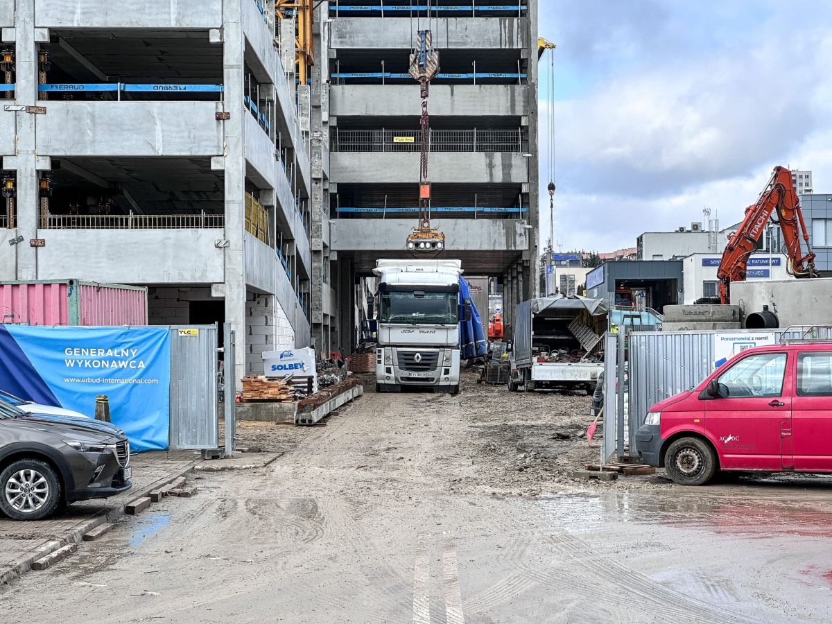 Rzeszów - Budowa piętrowego parkingu i lądowiska przy KSW nr 2 w Rzeszowie [luty 2026]