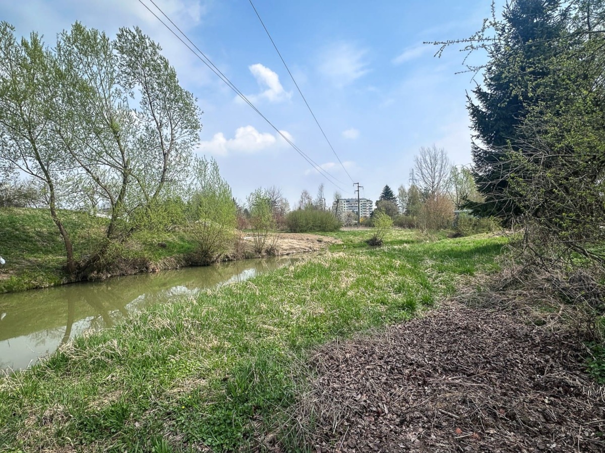 Rzeszów - Budowa kładki nad rzeką Strug na osiedlu Drabinianka [kwiecień 2026]