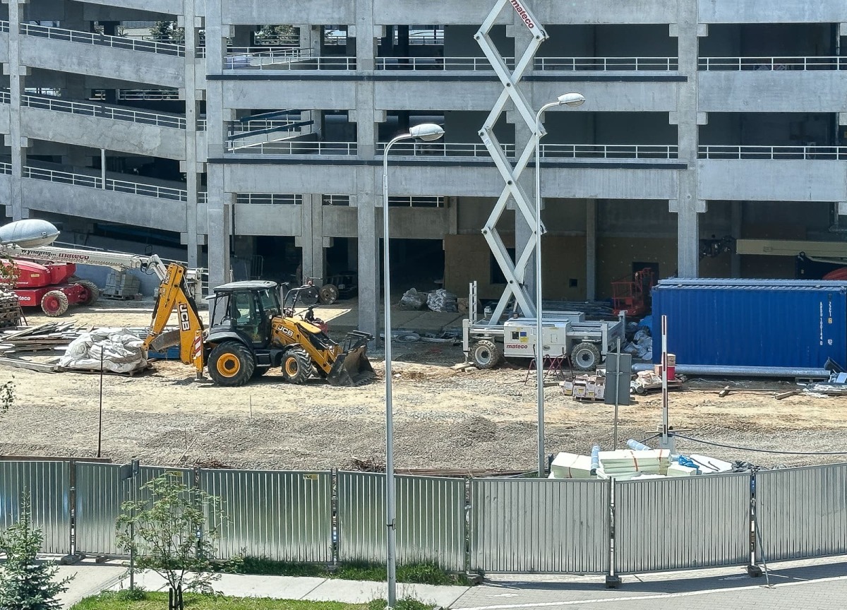 Rzeszów - Budowa piętrowego parkingu i lądowiska przy KSW nr 2 w Rzeszowie [maj 2026]