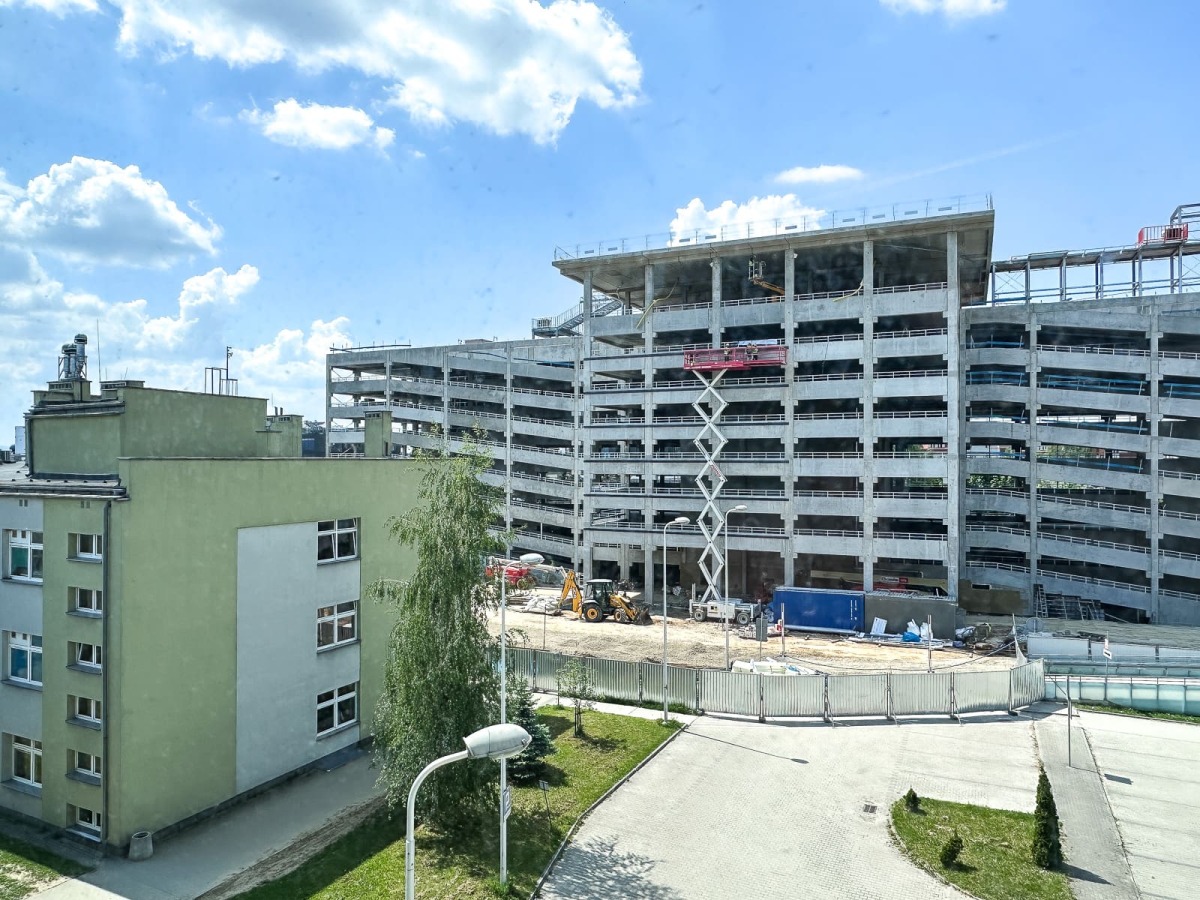 Rzeszów - Budowa piętrowego parkingu i lądowiska przy KSW nr 2 w Rzeszowie [maj 2026]