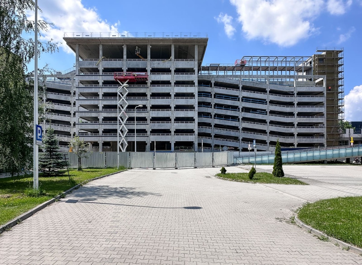 Rzeszów - Budowa piętrowego parkingu i lądowiska przy KSW nr 2 w Rzeszowie [maj 2026]