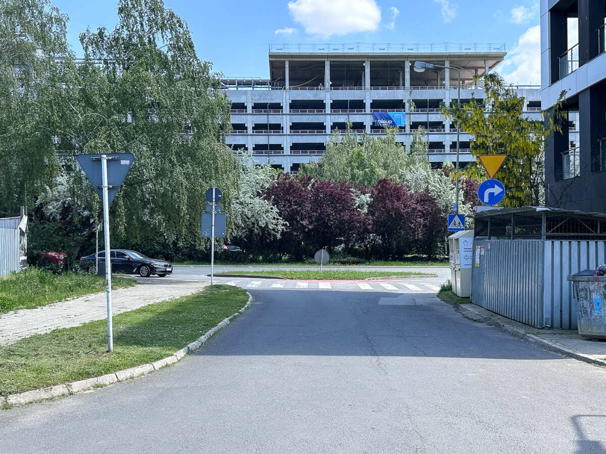 Rzeszów - Budowa piętrowego parkingu i lądowiska przy KSW nr 2 w Rzeszowie [maj 2026]