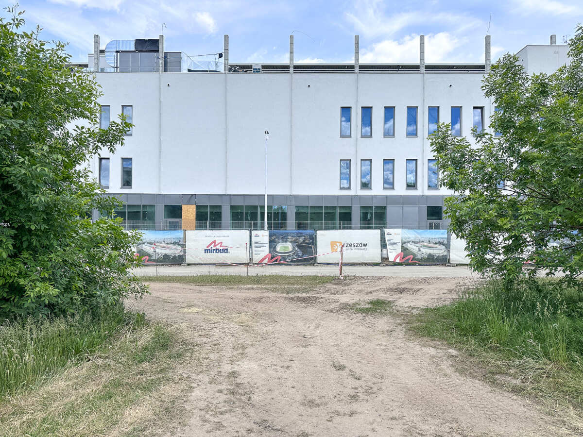 Rzeszów - Budowa Podkarpackiego Centrum Lekkiej Atletyki przy ul. Wyspiańskiego [maj 2026]