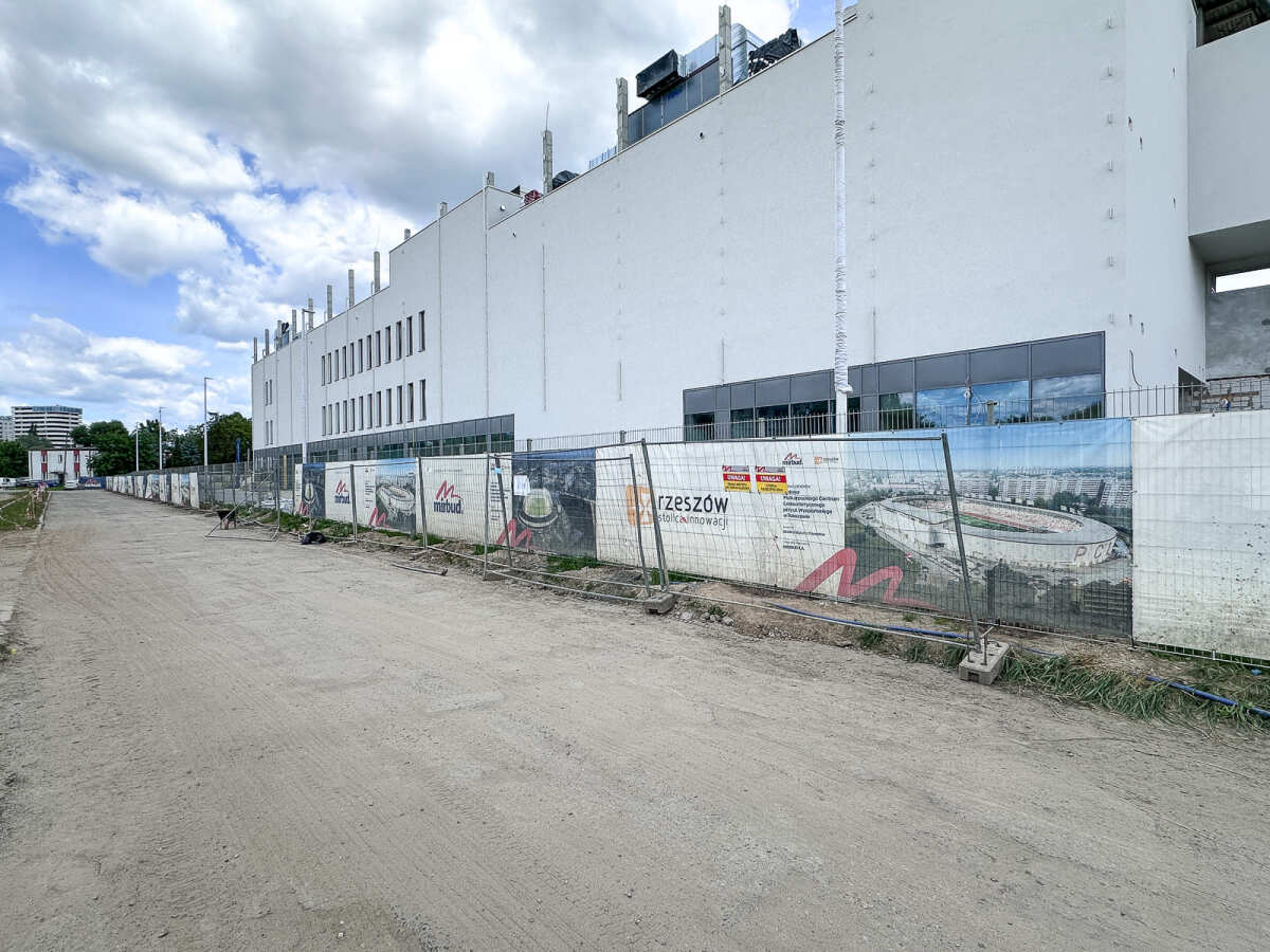 Rzeszów - Budowa Podkarpackiego Centrum Lekkiej Atletyki przy ul. Wyspiańskiego [maj 2026]