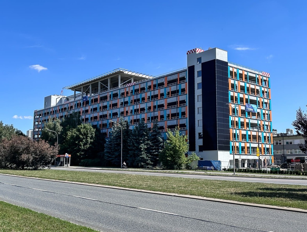 Rzeszów - Budowa piętrowego parkingu i lądowiska przy KSW nr 2 w Rzeszowie [lipiec 2026]