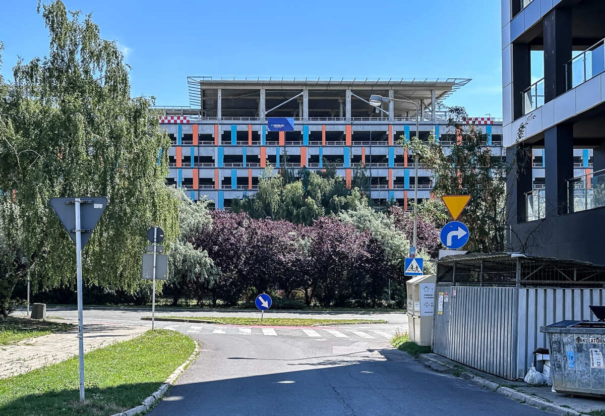 Rzeszów - Budowa piętrowego parkingu i lądowiska przy KSW nr 2 w Rzeszowie [lipiec 2026]