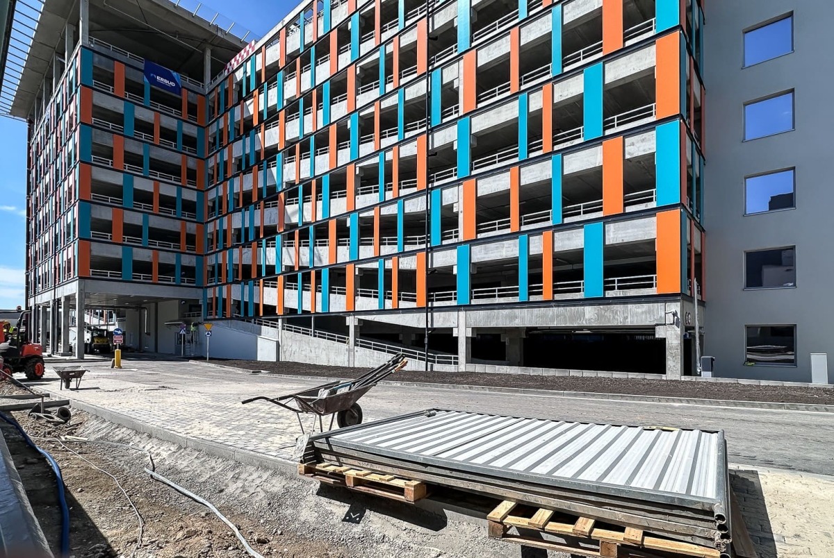 Rzeszów - Budowa piętrowego parkingu i lądowiska przy KSW nr 2 w Rzeszowie [lipiec 2026]