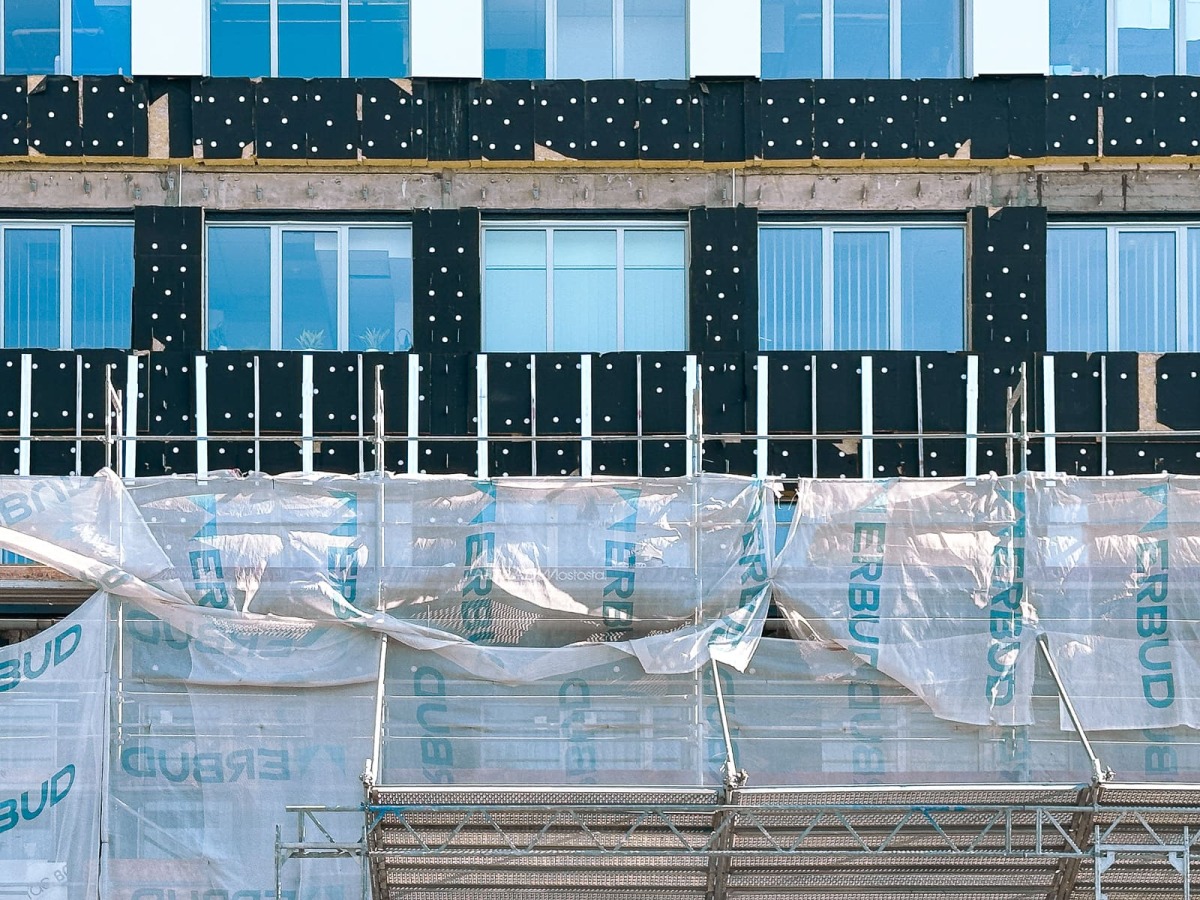 Rzeszów - Modernizacja 15-piętrowego biurowca na ul. Geodetów w Rzeszowie [wrzesień 2026]