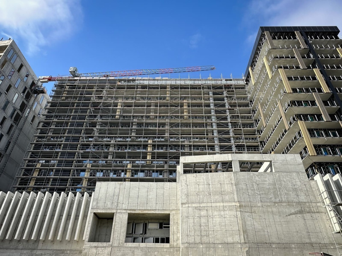 Rzeszów - Budowa 17-piętrowego wieżowca przy rondzie Pobitno - Lwowska 33 [październik 2026]