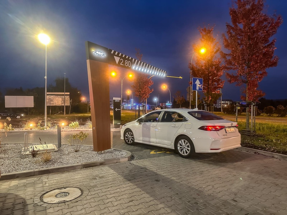 Rzeszów - Otwarcie McDonald's przy hipermarkecie E. Leclerc w Rzeszowie