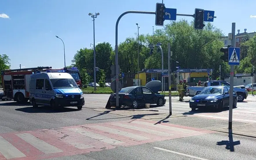 Wypadek na skrzyżowaniu ulic Obrońców Poczty Gdańskiej z Ofiar Katynia w Rzeszowie - 26.05.2026 / fot. KMP w Rzeszowie