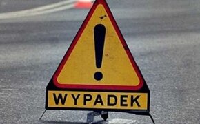 Poranny wypadek na ul. Dębickiej. 1 osoba trafiła do szpitala - Aktualności Rzeszów
