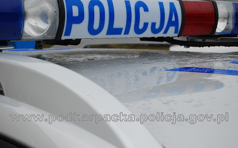 Policja poszukuje mężczyzny, który okradł pracownicę kantoru - Aktualności Podkarpacie