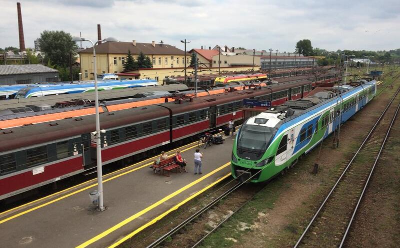 Urząd Marszałkowski chce zamówić 10 pociągów. Obsłużą tabor Podmiejskiej Kolei Aglomeracyjnej - Aktualności Rzeszów