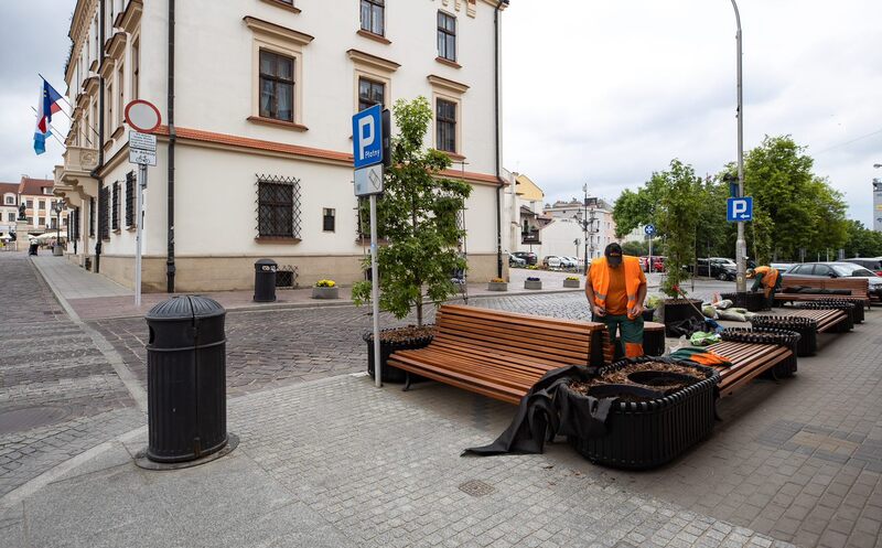 Zieleń i ławki zamiast samochodów. Ulica Słowackiego bardziej przyjazna pieszym - Aktualności Rzeszów